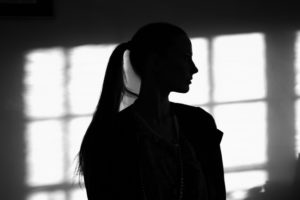 アンジェラ芽衣はハーフ？広瀬すずも認めた10等身美女の家族は？