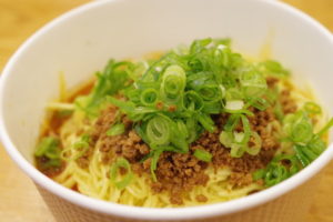 [ヒルナンデス]汁なし担々うどん！ピーナツバターでコクうまレンチン