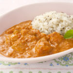 [土曜はナニする！？]コンビニ惣菜アレンジ・バターチキンカレー！