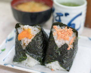 【ヒルナンデス】おにぎりぼんごの場所は？おにぎりのコツを伝授